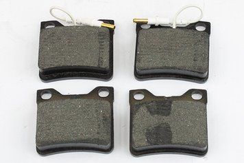 Тормозные колодки задние GP Mercedes-Benz Vito 638, Peugeot 406 605 607 (101044) 101044 фото